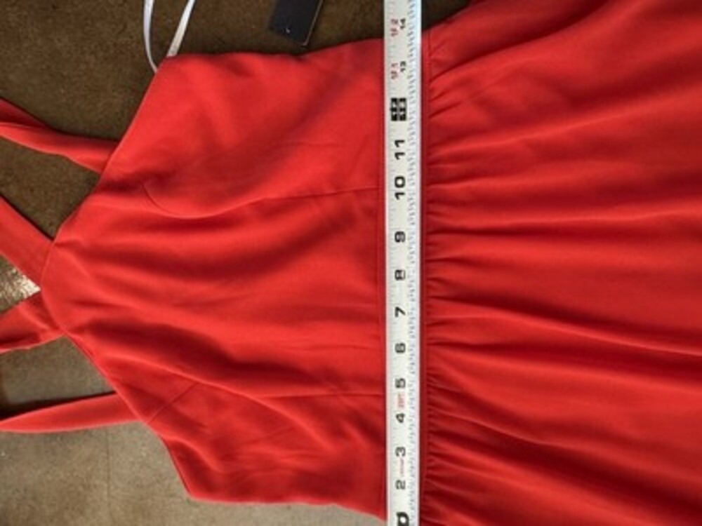 Lulus Formal Event Red Maxi Dress Halter Style Size M  Top NWT - Picture 10 of 11